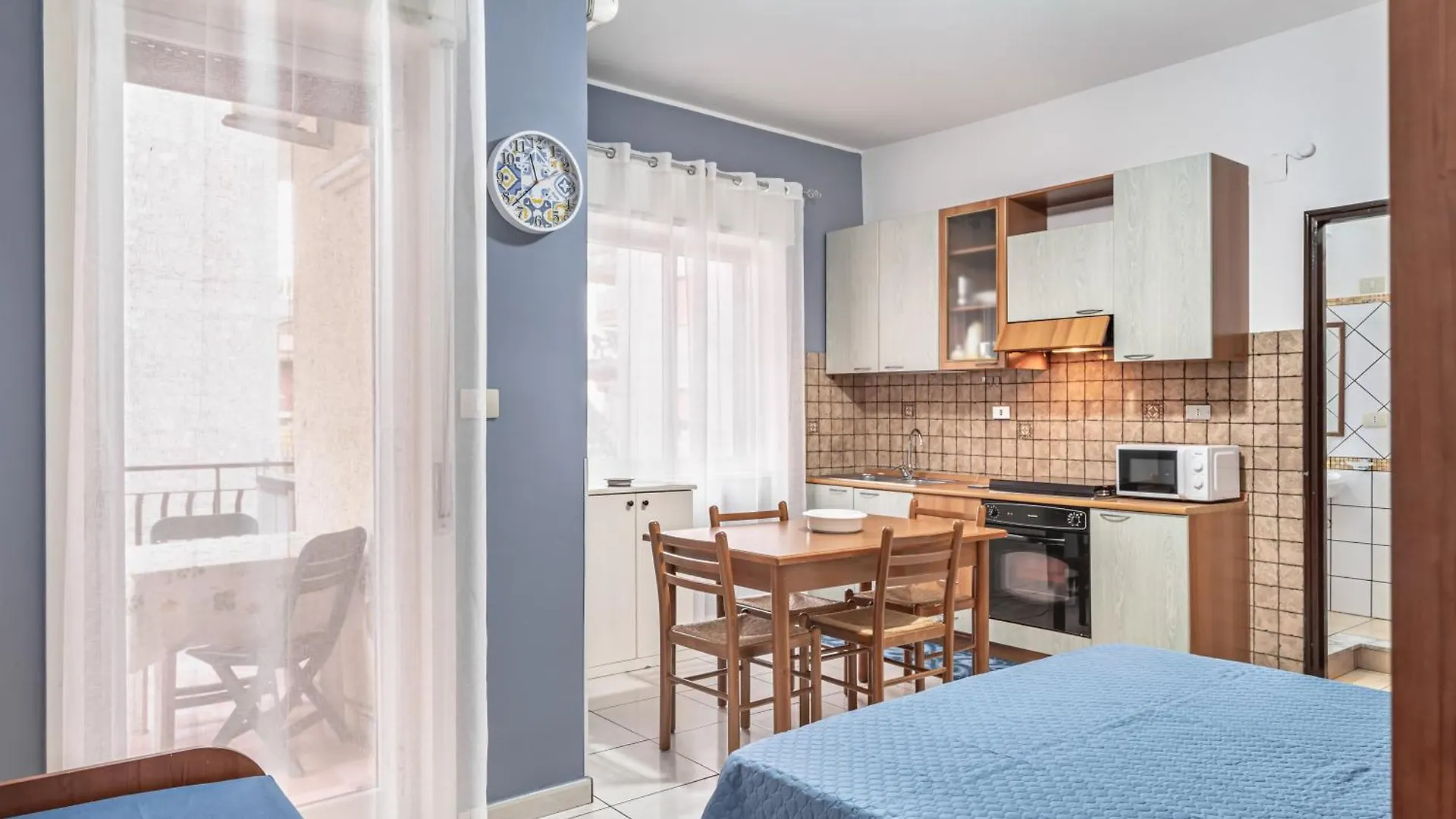 Cozy Studio X2 - W/ Balcony Giardini Naxos Daire